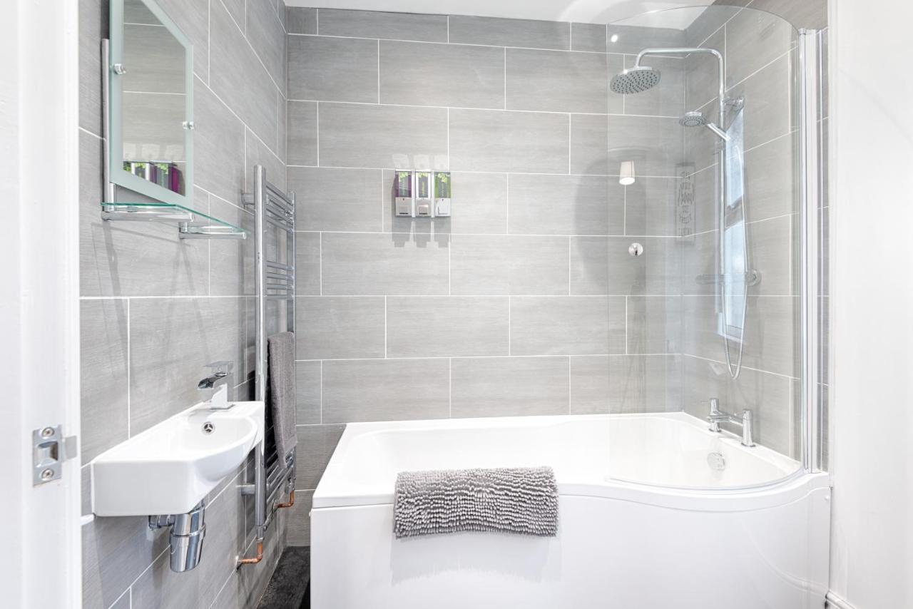 Large Green Garden, 4 Bedrooms, Sleeps 8 Swansea Exterior foto