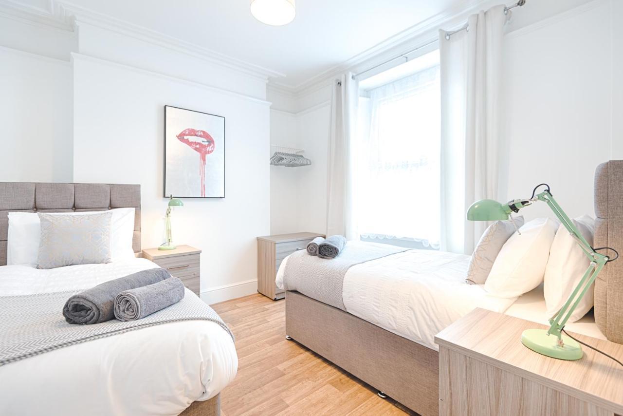 Large Green Garden, 4 Bedrooms, Sleeps 8 Swansea Exterior foto