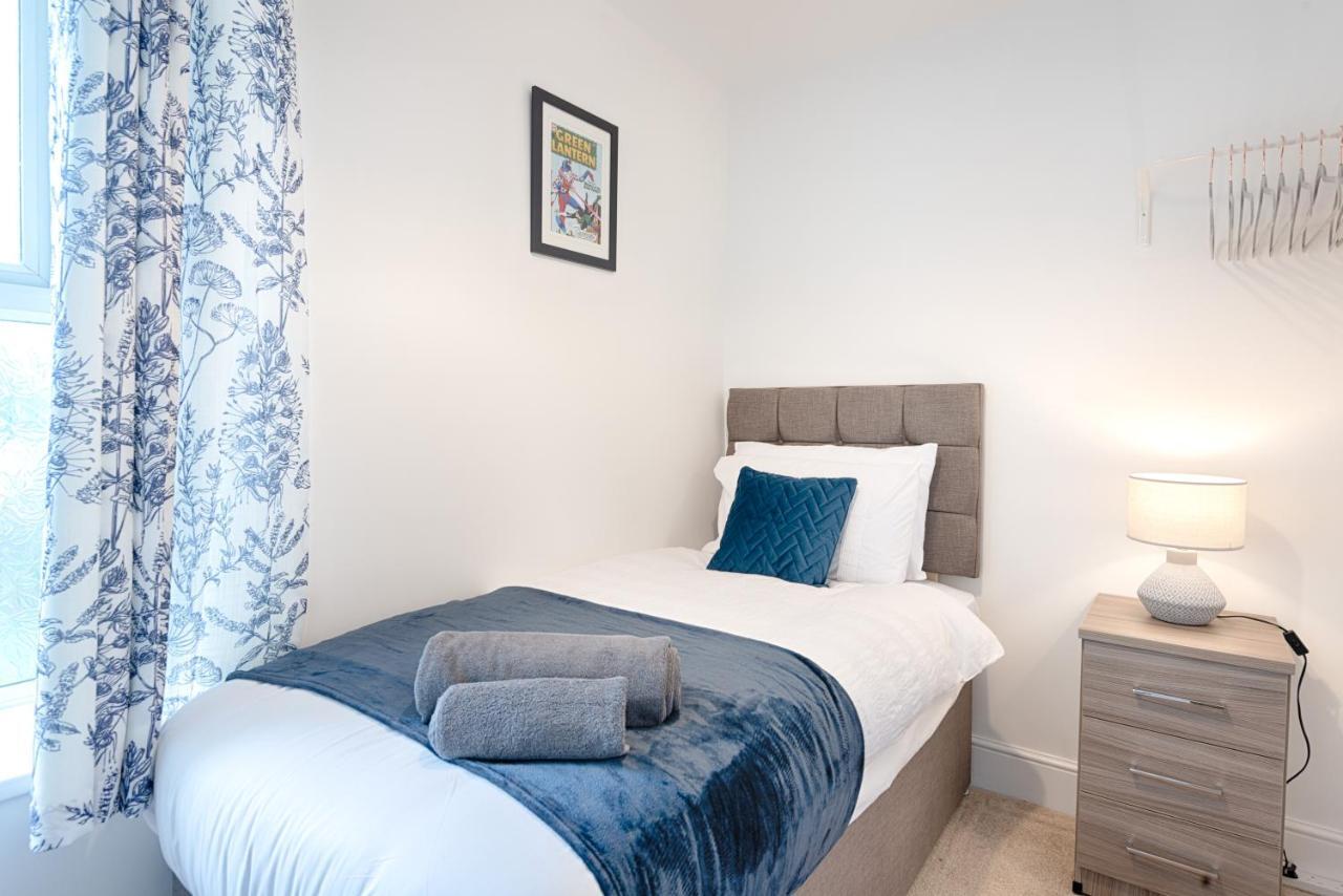 Large Green Garden, 4 Bedrooms, Sleeps 8 Swansea Exterior foto